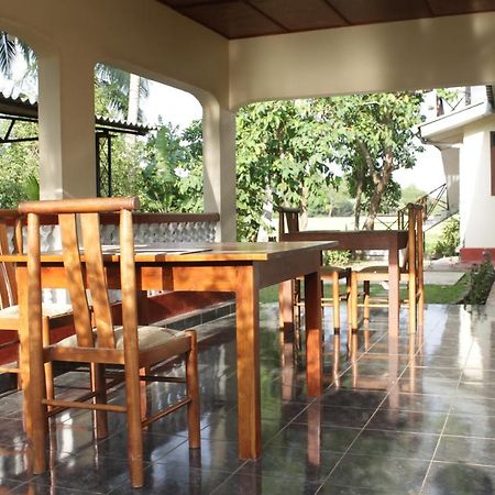 Sunshine Tourist Rest Otel Anuradhapura Dış mekan fotoğraf